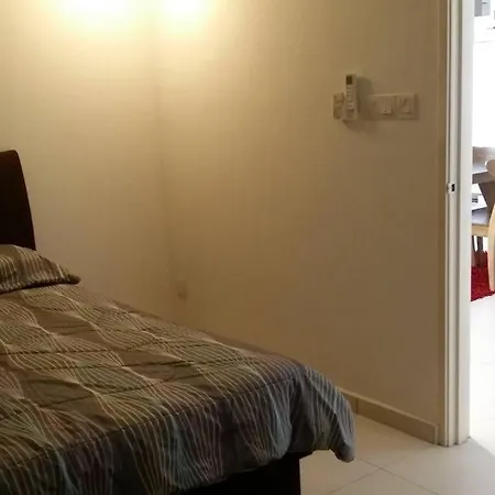Cosy Spacious Homestay In Central Batu Pahat With Wifi & Genting Clubhouse Kampong Seri Gading Exterior photo