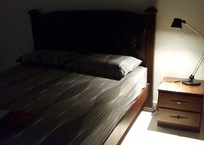 Cosy Spacious Homestay In Central Batu Pahat With Wifi & Genting Clubhouse