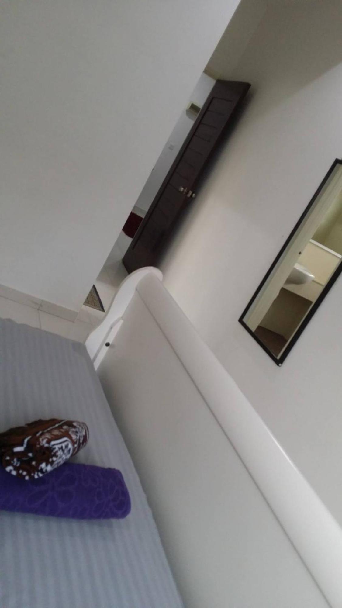 Holiday home Cosy Spacious In Batu Pahat With Wifi & Genting Clubhouse *